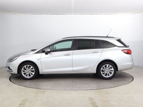 Opel Astra - 2017
