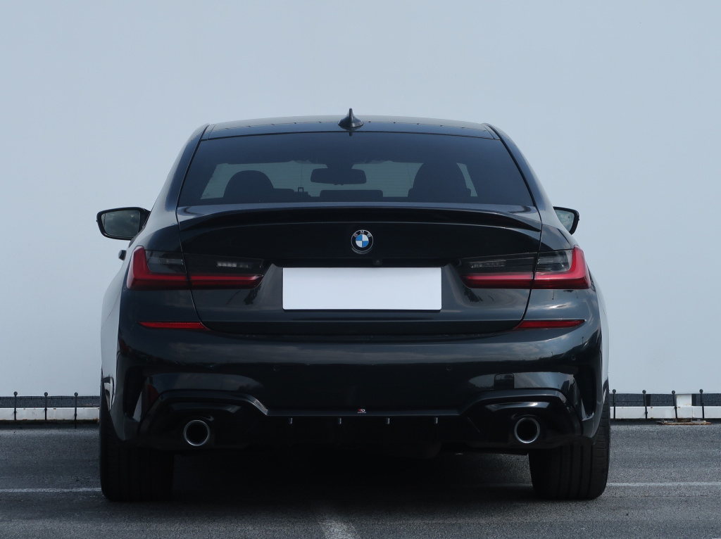 BMW 3