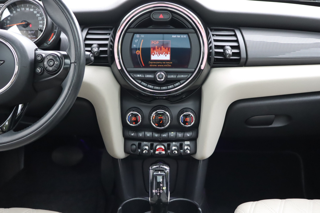 MINI 5-door