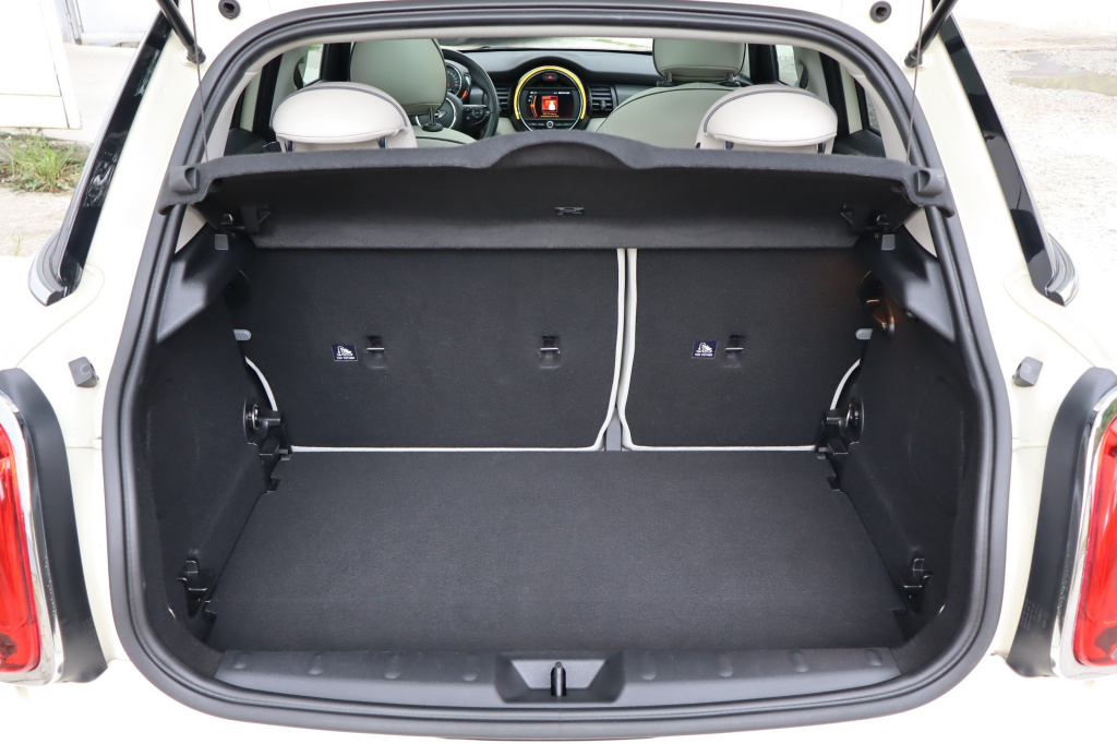 MINI 5-door