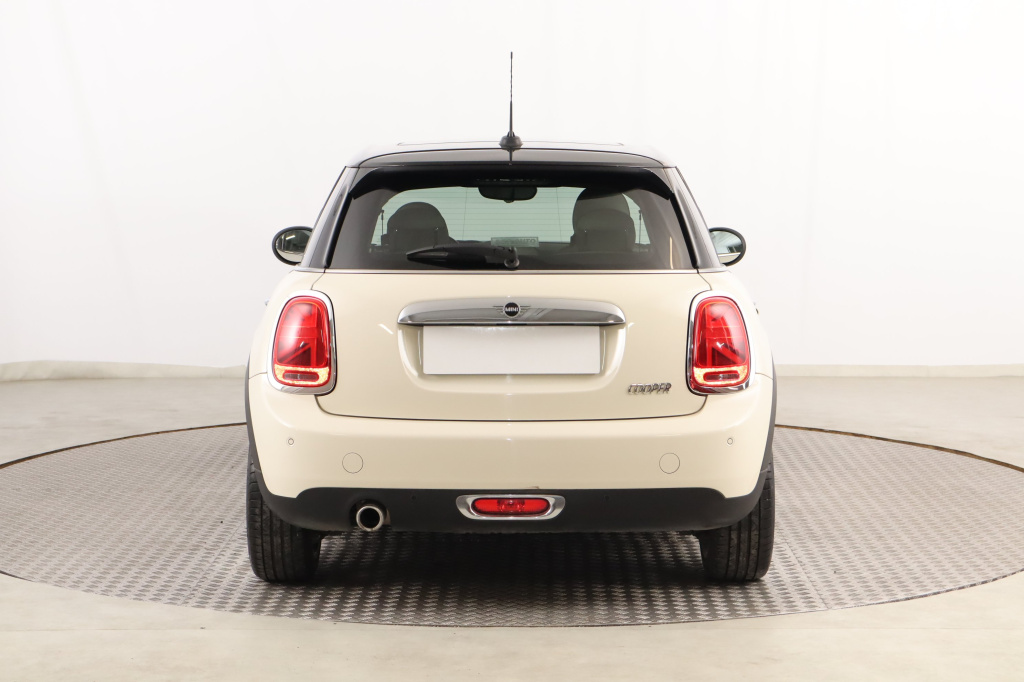 MINI 5-door