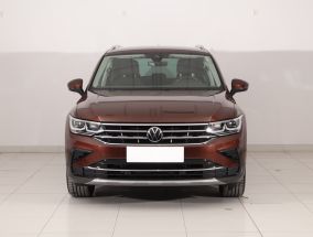 Volkswagen Tiguan - 2021