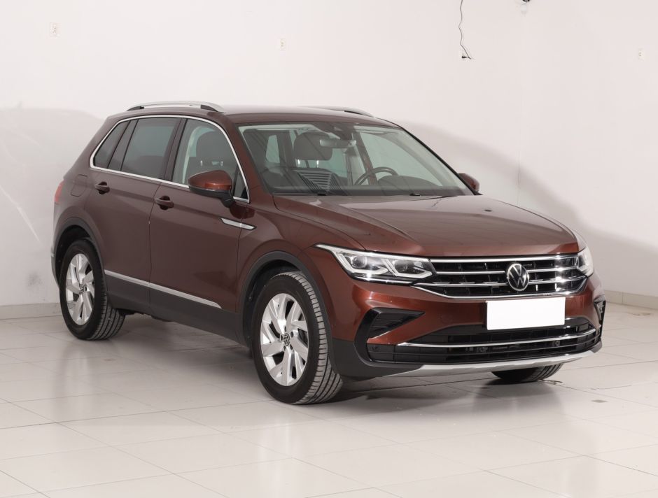 Volkswagen Tiguan - 2021