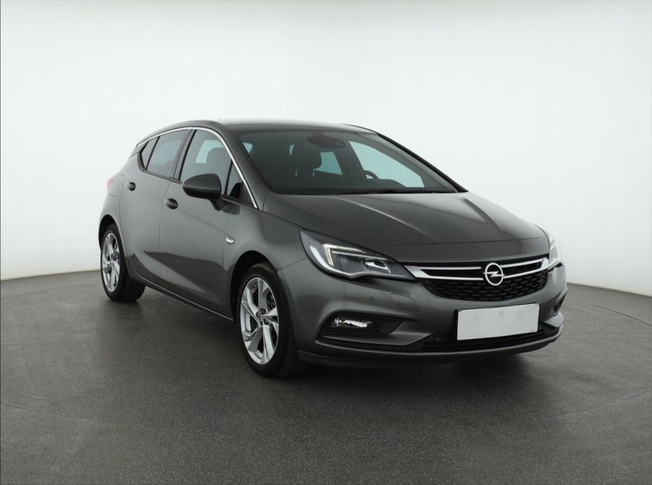 Opel Astra - 2018