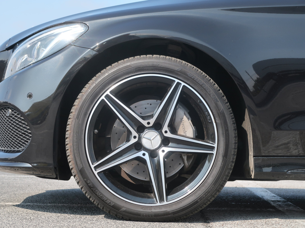 Mercedes-Benz C