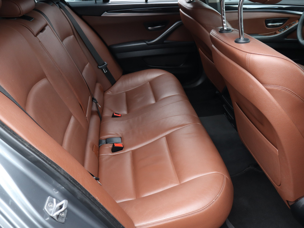 BMW 5