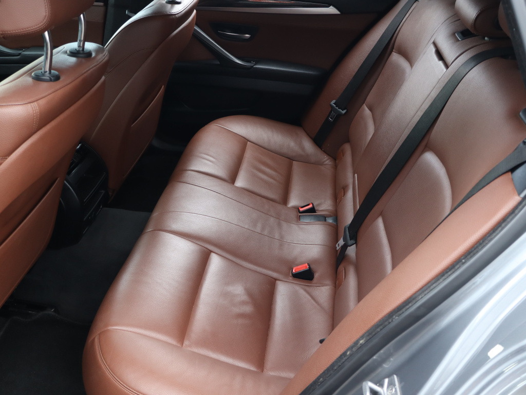 BMW 5