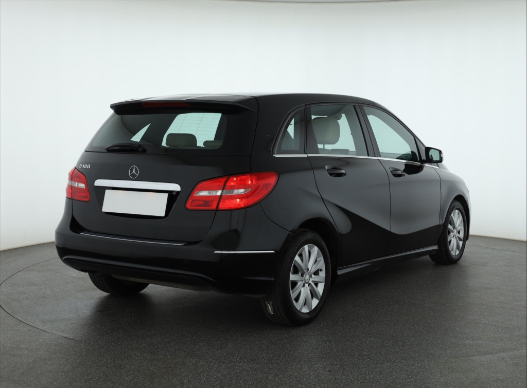 Mercedes-Benz B
