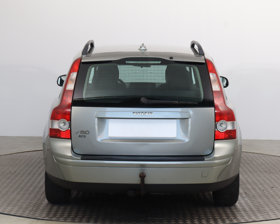 Volvo V50