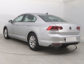 Volkswagen Passat - 2020