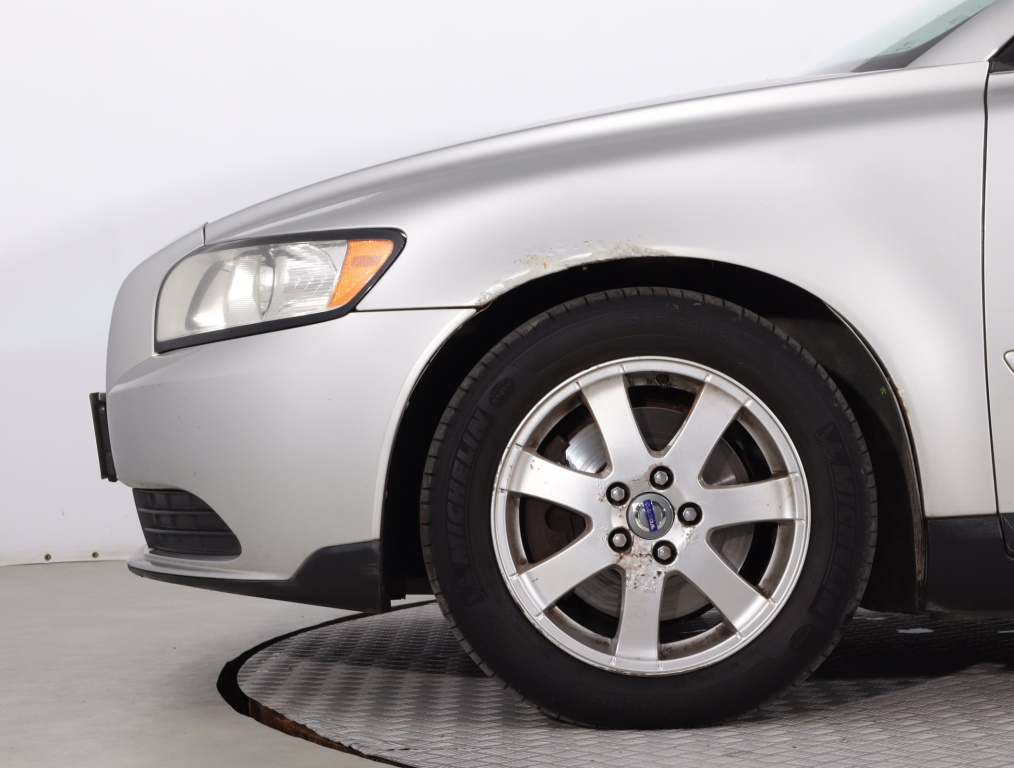 Volvo S40
