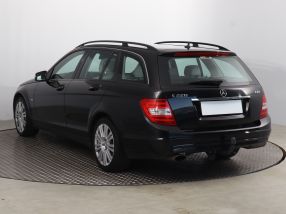Mercedes-Benz C - 2011
