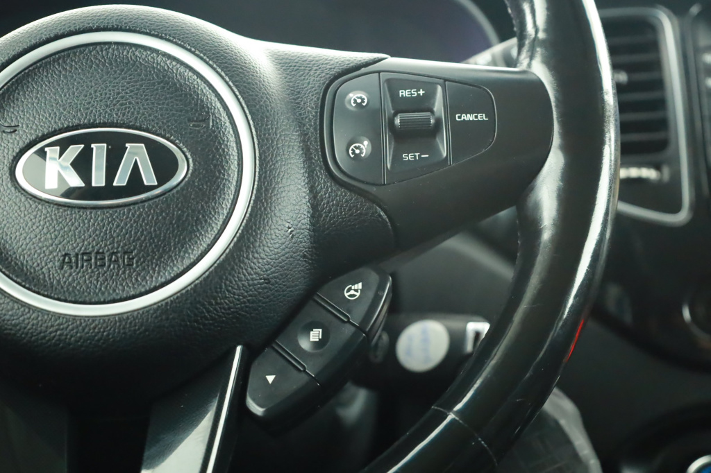 Kia Carens
