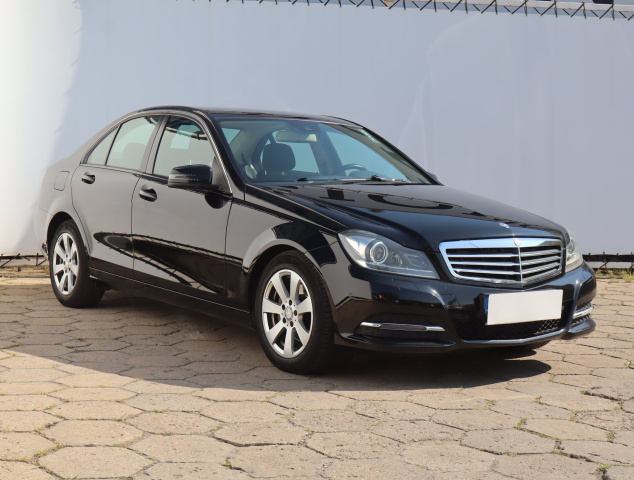Mercedes-Benz C 200, 2012