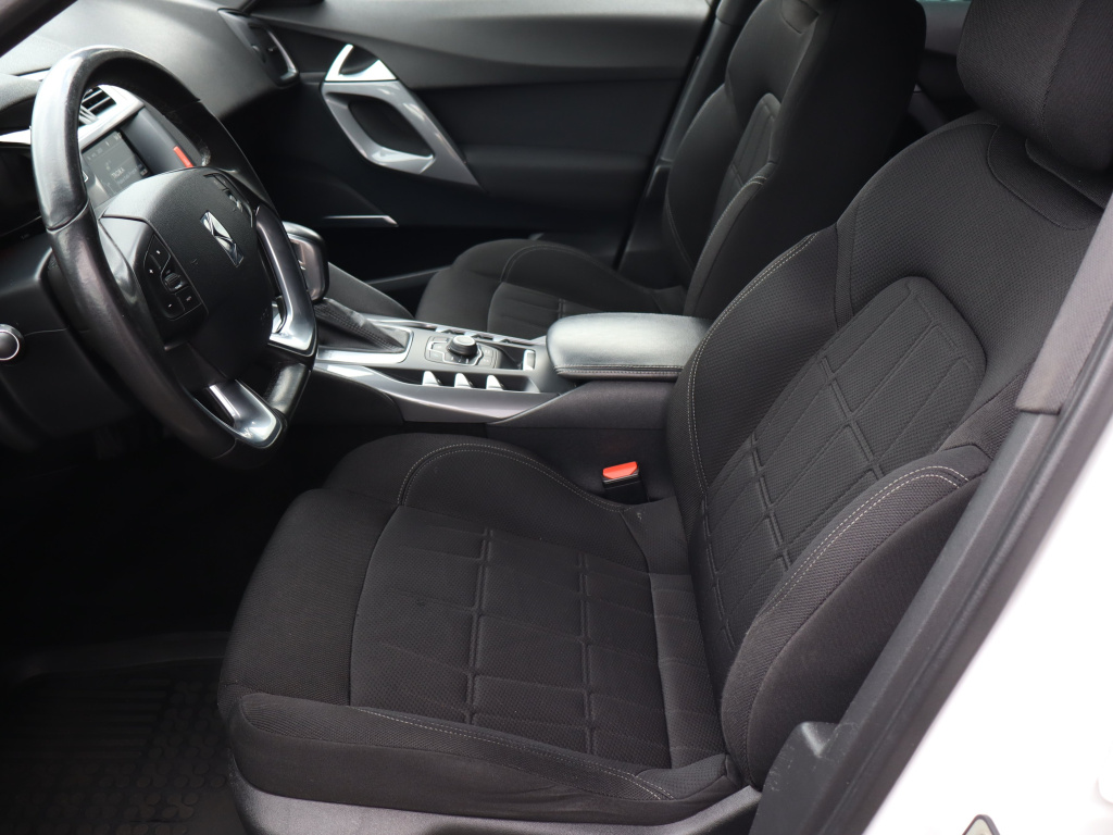 Citroen DS5