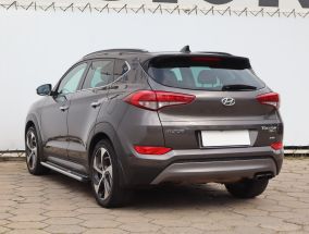 Hyundai Tucson - 2015