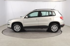 Volkswagen Tiguan - 2010