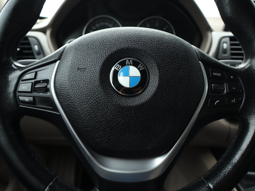 BMW 3