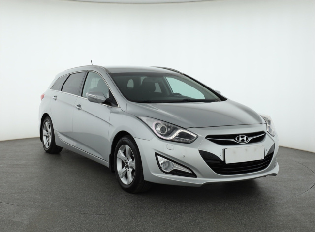 Hyundai i40, 2013