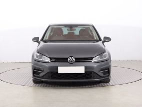 Volkswagen Golf - 2017