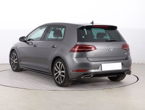 Volkswagen Golf - 2017
