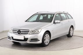 Mercedes-Benz C - 2011