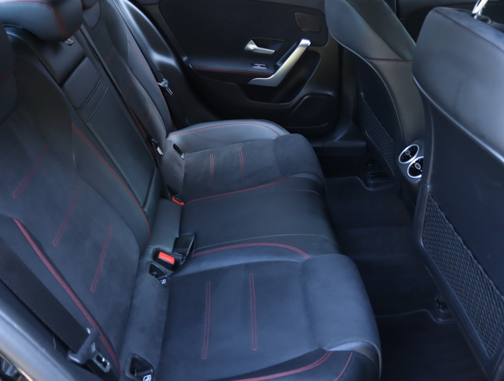 Mercedes-Benz A
