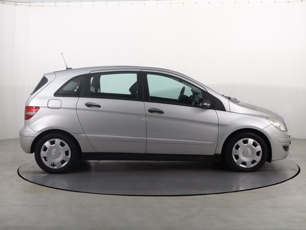 Mercedes-Benz B