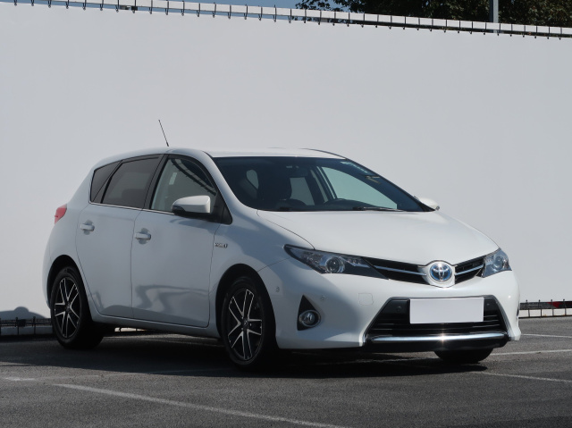 Toyota Auris 2014