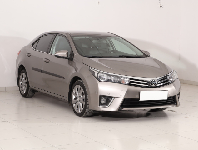 Toyota Corolla, 2015
