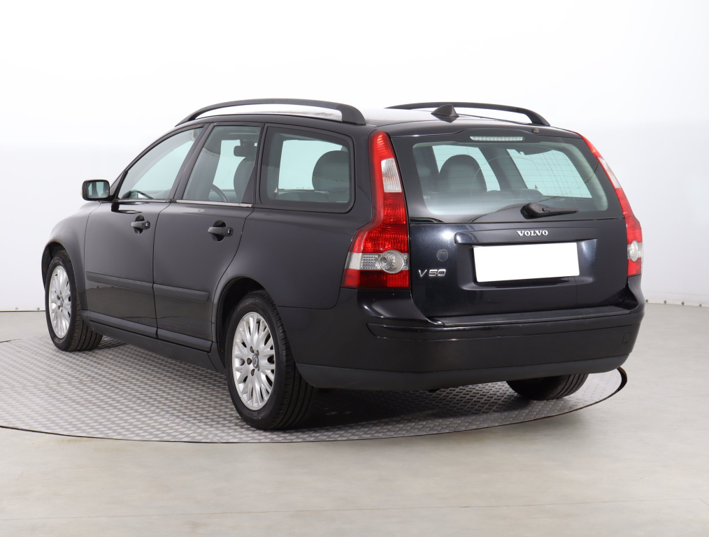 Volvo V50
