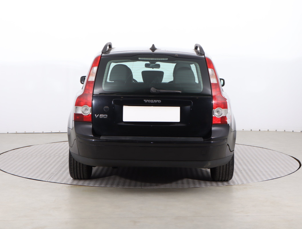 Volvo V50