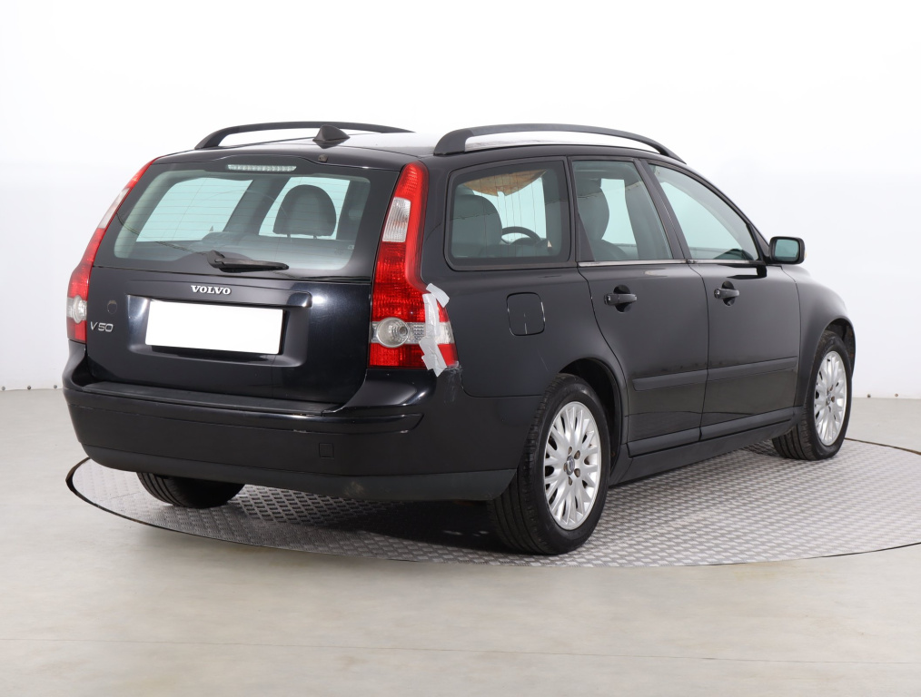 Volvo V50