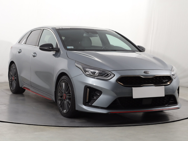 Kia ProCeed 2021