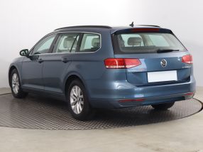 Volkswagen Passat - 2016