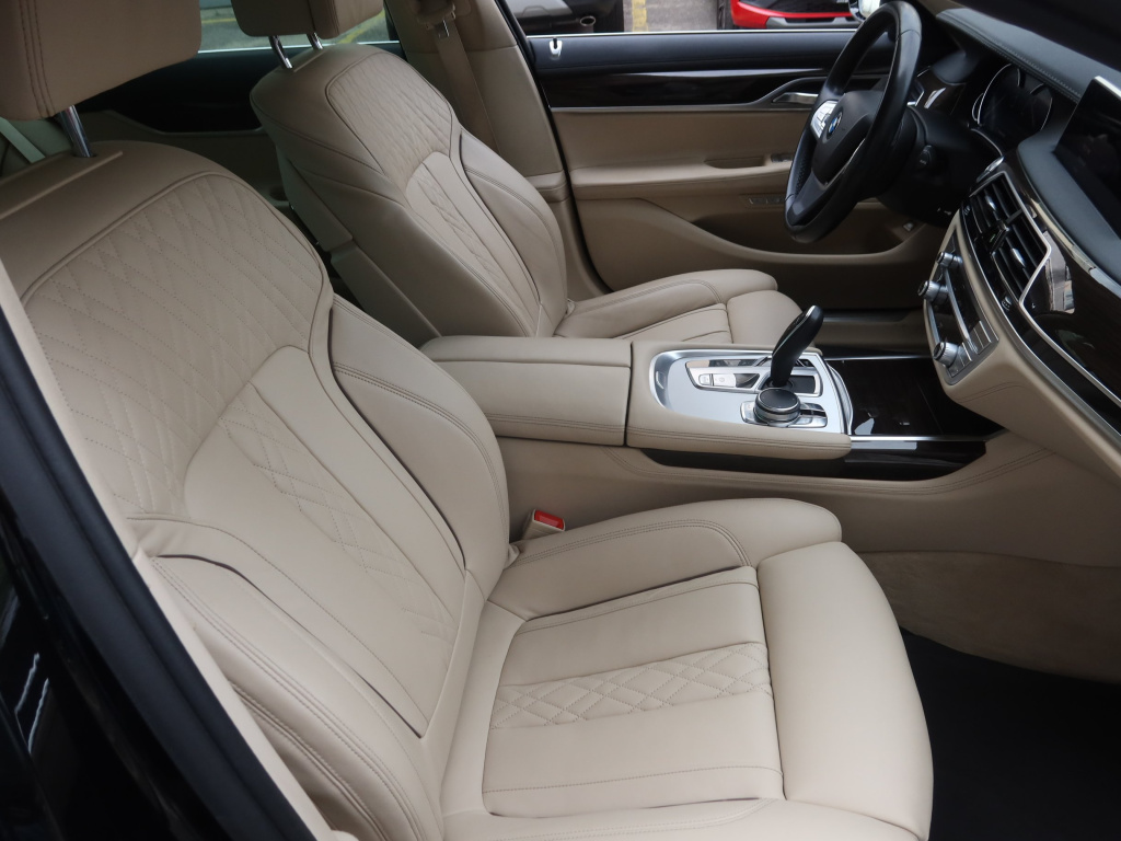 BMW 7