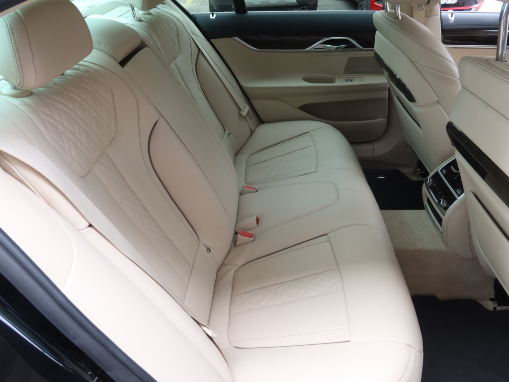 BMW 7