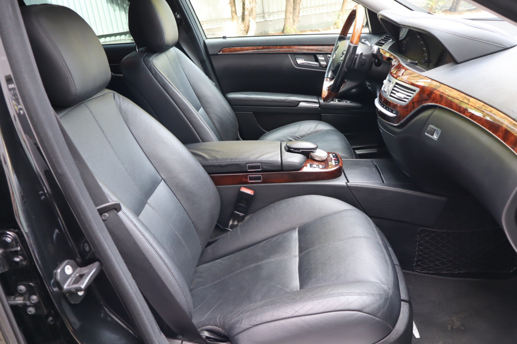 Mercedes-Benz S