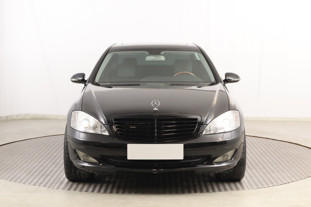Mercedes-Benz S