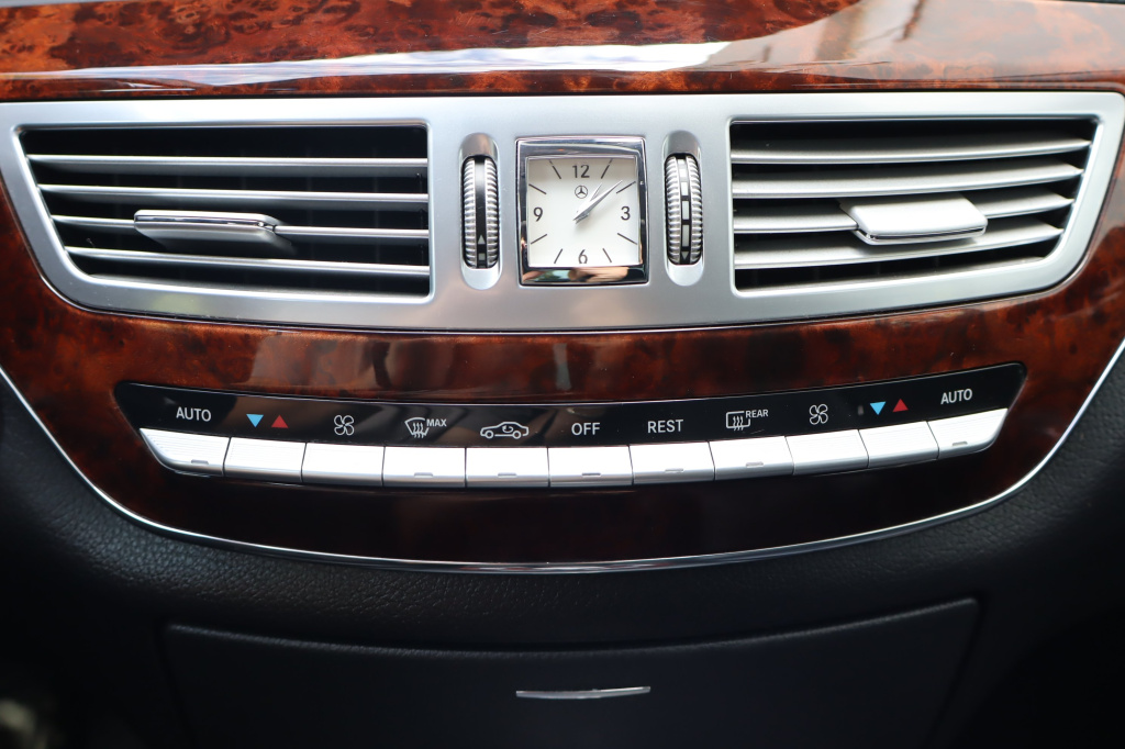 Mercedes-Benz S