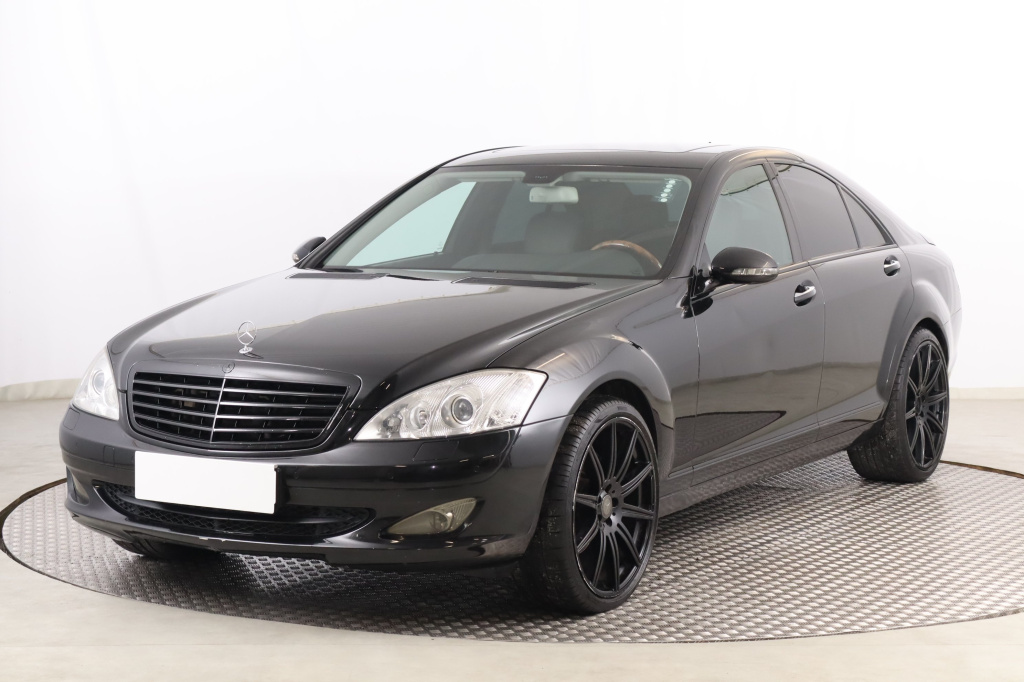 Mercedes-Benz S