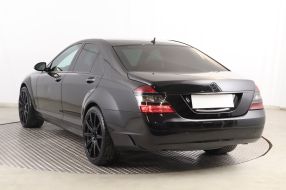 Mercedes-Benz S - 2009