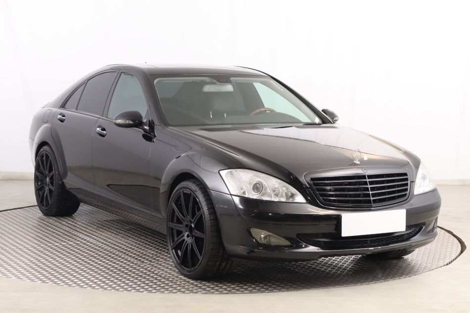 Mercedes-Benz S - 2009