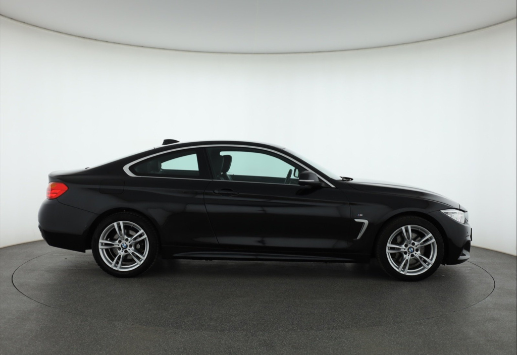 BMW 4