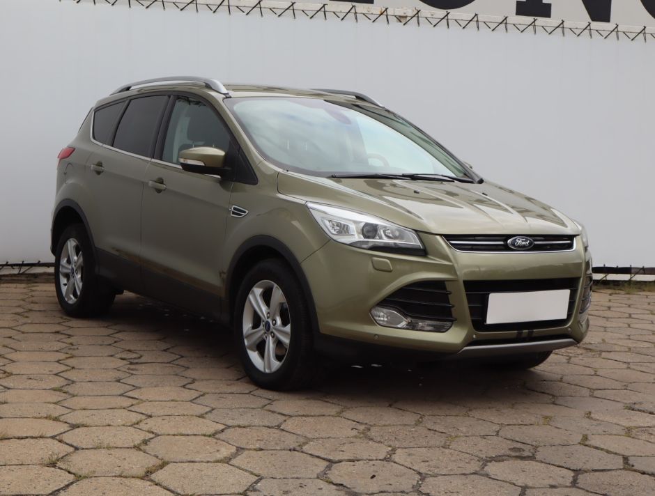 Ford Kuga - 2013