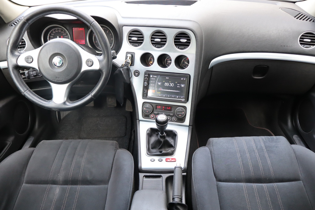 Alfa Romeo 159