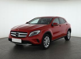 Mercedes-Benz GLA - 2016