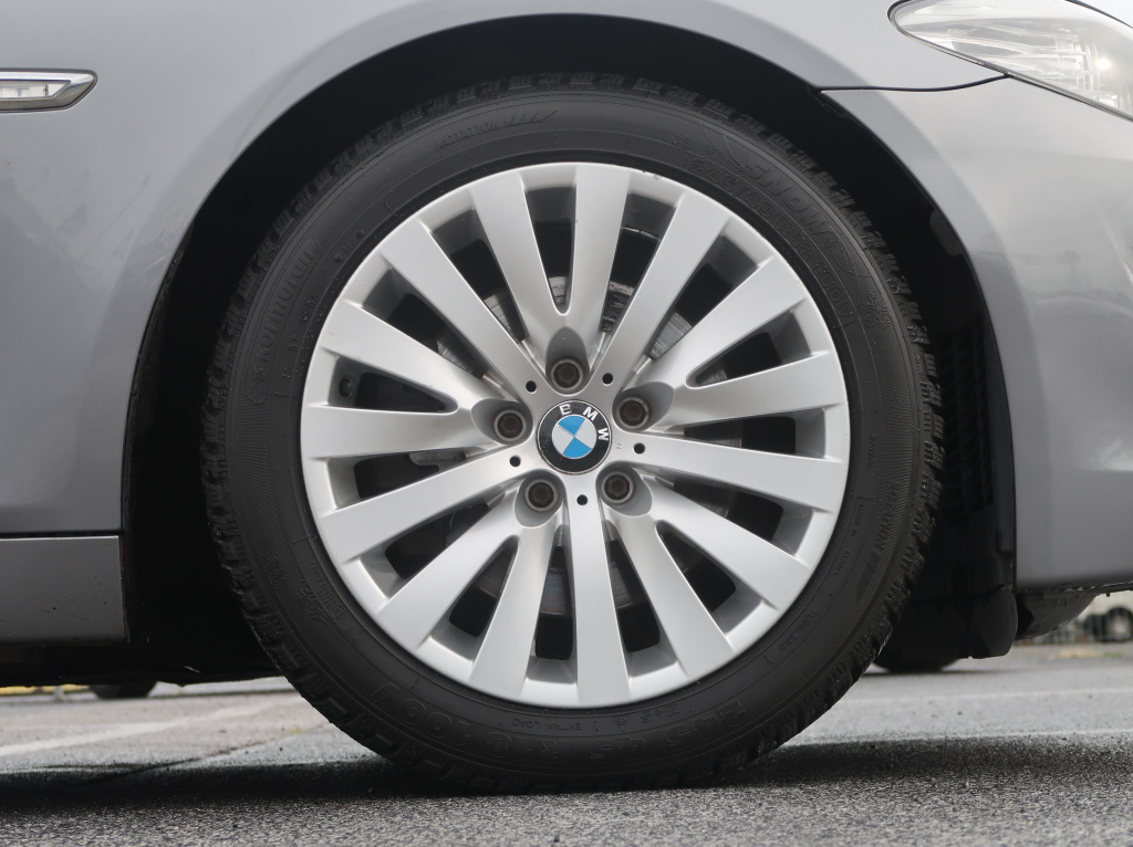 BMW 5