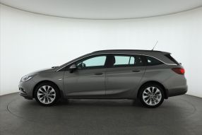 Opel Astra - 2017