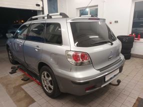 Mitsubishi Outlander - 2005